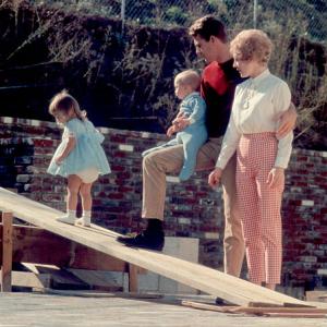 Ryan ONeal with wife Joanna Moore and kids Patrick and Tatum c 1965