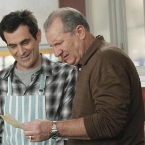 Still of Ty Burrell and Ed ONeill in Moderni seima 2009