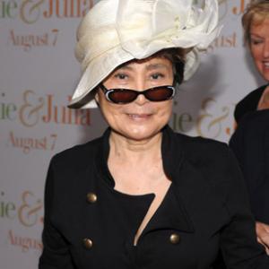 Yoko Ono at event of Julie ir Julia 2009