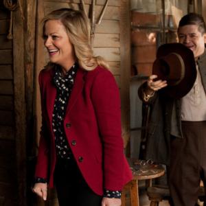 Still of Patton Oswalt and Amy Poehler in Parks and Recreation (2009)