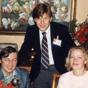 Anatoly Karpov John Otrin and Mrs Karpov at CELEBRITY WORLD CHESS CONVENTION MAZATLANMEXICO1988