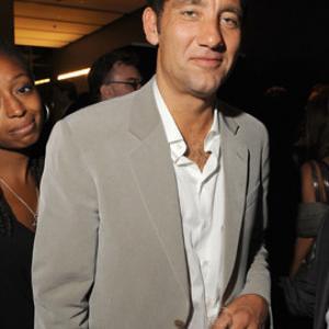 Clive Owen at event of Mother and Child (2009)