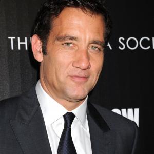Clive Owen and Jennifer Graylock at event of Shadow Dancer 2012