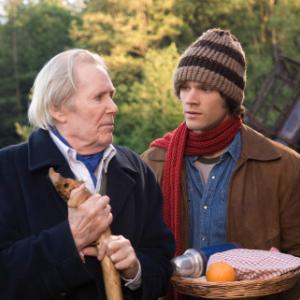 Still of Peter OToole and Jared Padalecki in Christmas Cottage 2008