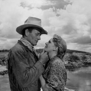 Still of John Wayne and Geraldine Page in Hondo 1953