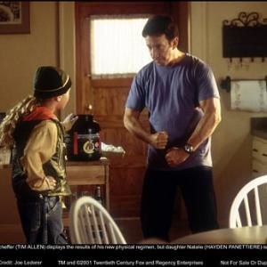 Still of Tim Allen and Hayden Panettiere in Joe Somebody 2001