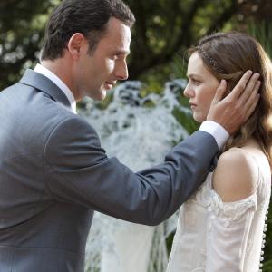 Still of Andrew Lincoln and Vanessa Paradis in Larnacoeur 2010