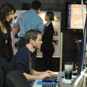 Still of Shawn Ashmore Annie Parisse and Nicole Rivelli in The Following 2013