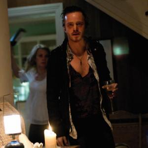 Still of Monica Potter and Aaron Paul in Paskutinis namas kaireje (2009)