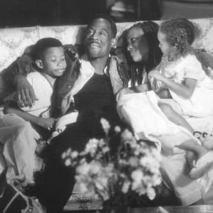 Still of Martin Lawrence, Samaria Graham, Penny Bae Bridges and Marcus T. Paulk in Nothing to Lose (1997)