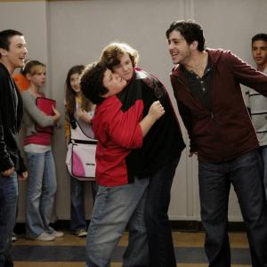 Still of Josh Peck and Nate Hartley in Drilbitas 2008