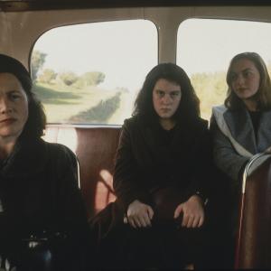Still of Kate Winslet Melanie Lynskey and Sarah Peirse in Heavenly Creatures 1994