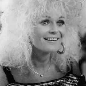 Still of Valerie Perrine in Maid to Order (1987)