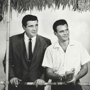 The Islanders Series Premiere 1021960 Five OClock Friday Sandy Wade Reynolds and Zachary Malloy Philbrook finding they have been victimized by a lovely young thing who sold them each the same seaplane become partners rather than fight over it