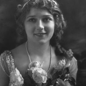 Mary Pickford c 1920