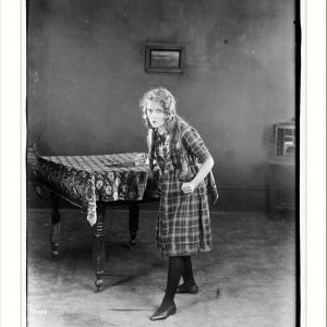 Mary Pickford in Little Annie Rooney 1925