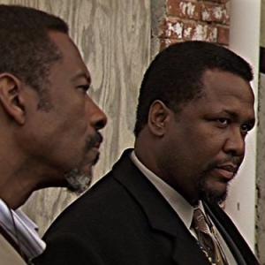 Still of Clarke Peters and Wendell Pierce in Blake 2002