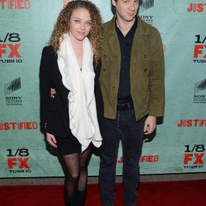 Jacob Pitts and Shelby Malone at event of Justified 2010