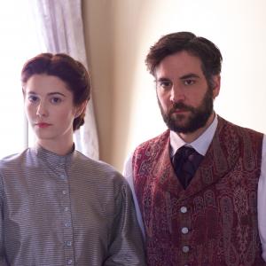 Mary Elizabeth Winstead as Nurse Phinney and Josh Radnor as Dr Foster in the new PBS Drama Mercy Street
