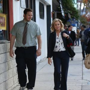 Still of Amy Poehler and Chris Pratt in Parks and Recreation 2009