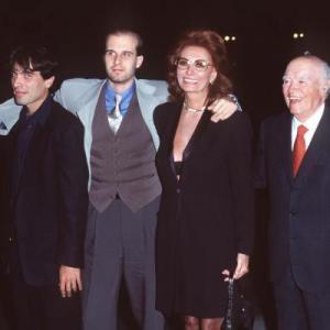 Sophia Loren Carlo Ponti and Edoardo Ponti at event of The Odd Couple II 1998