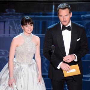 Felicity Jones and Chris Pratt at event of The Oscars 2015