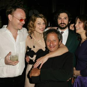 Milla Jovovich Illeana Douglas Jared Harris and Greg Pritikin at event of Dummy 2002