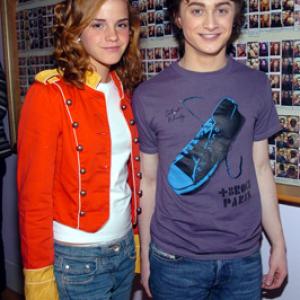 Daniel Radcliffe and Emma Watson at event of Haris Poteris ir Azkabano kalinys 2004