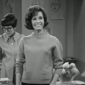 Still of Mary Tyler Moore and Isabel Randolph in The Dick Van Dyke Show (1961)
