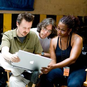 Michael Bonvillain, Dawn Gilliam and Matt Reeves in Projektas MONSTRAS (2008)