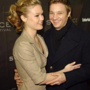 Julia Stiles and Jeremy Renner at event of A Little Trip to Heaven 2005