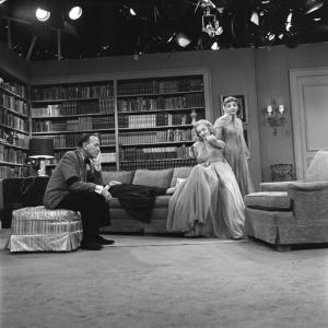 Blithe Spirit Lauren Bacall Noel Coward Claudette Colbert