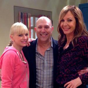 Mom CBS Anna Faris Anthony Rich and Allison Janney
