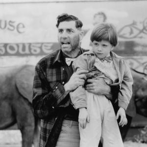 Still of Michael Oliver and Michael Richards in Problem Child (1990)