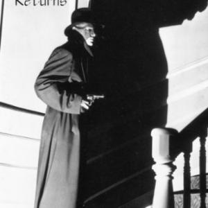 Kane Richmond in The Shadow Returns 1946