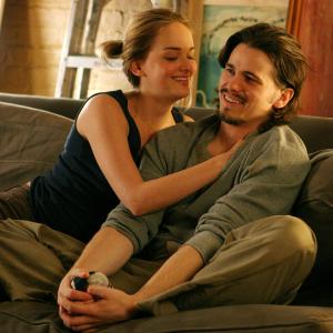 Still of Jason Ritter and Jess Weixler in Peter and Vandy 2009