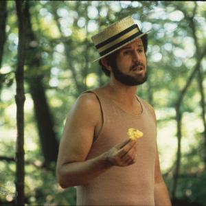 Still of Tony Roberts in A Midsummer Night's Sex Comedy (1982)