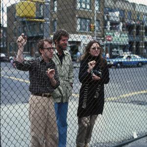 Still of Woody Allen Diane Keaton and Tony Roberts in Ane Hol 1977