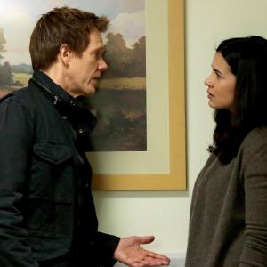 Still of Kevin Bacon and Zuleikha Robinson in The Following (2013)
