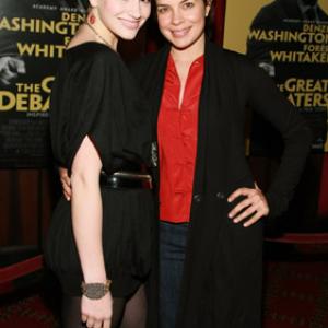 Zuleikha Robinson and Jennifer Missoni at event of The Great Debaters 2007