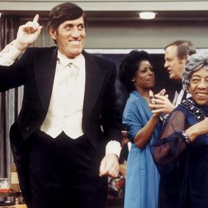Still of Paul Benedict Franklin Cover Zara Cully and Roxie Roker in The Jeffersons 1975