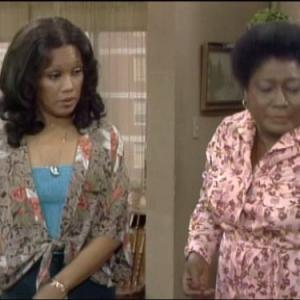 Still of Janet DuBois and Esther Rolle in Good Times 1974