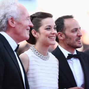 Marion Cotillard JeanPierre Dardenne and Fabrizio Rongione at event of Deux jours une nuit 2014