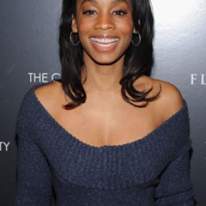Anika Noni Rose at event of Flawless 2007