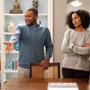 Still of Anthony Anderson and Tracee Ellis Ross in Blackish 2014