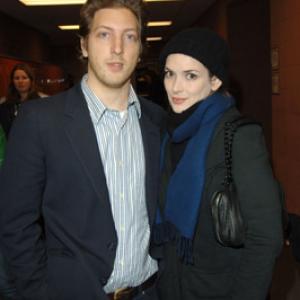 Winona Ryder and Henry Alex Rubin at event of The Darwin Awards (2006)