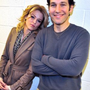 Elizabeth Banks and Paul Rudd at event of Our Idiot Brother 2011
