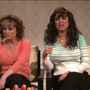 Still of Amy Poehler and Maya Rudolph in Saturday Night Live (1975)