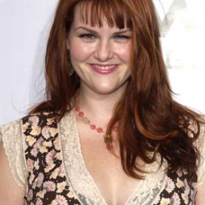 Sara Rue at event of S.W.A.T. (2003)