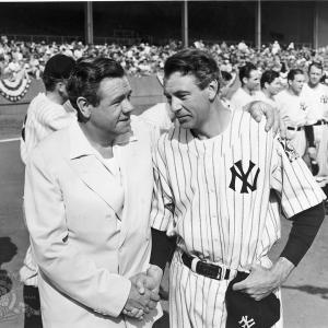 Still of Gary Cooper and Babe Ruth in The Pride of the Yankees 1942